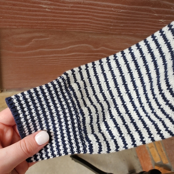 Tahari Navy Blue and White Striped Women's Button Down Cardigan Sweater NWOT - Picture 13 of 15